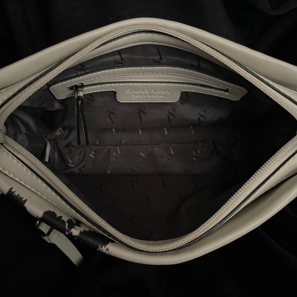 Simply Vera Wang Sintra Crossbody Bag Purse Black Gray Cream Silver Pockets EUC - Picture 7 of 15